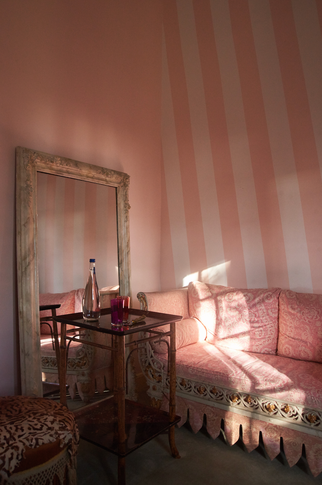 PINK ROOM BED LINEN SET - FOR QUEEN OR KING SIZE BED